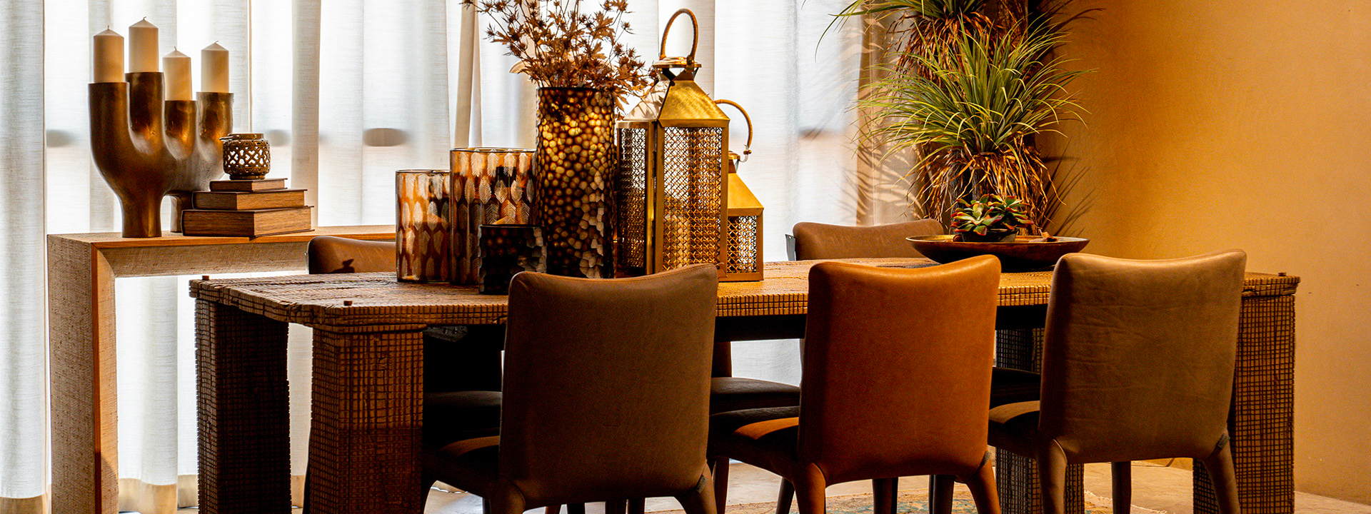 Buy Luxury Dining Room Furniture in Dubai UAE Marina Home